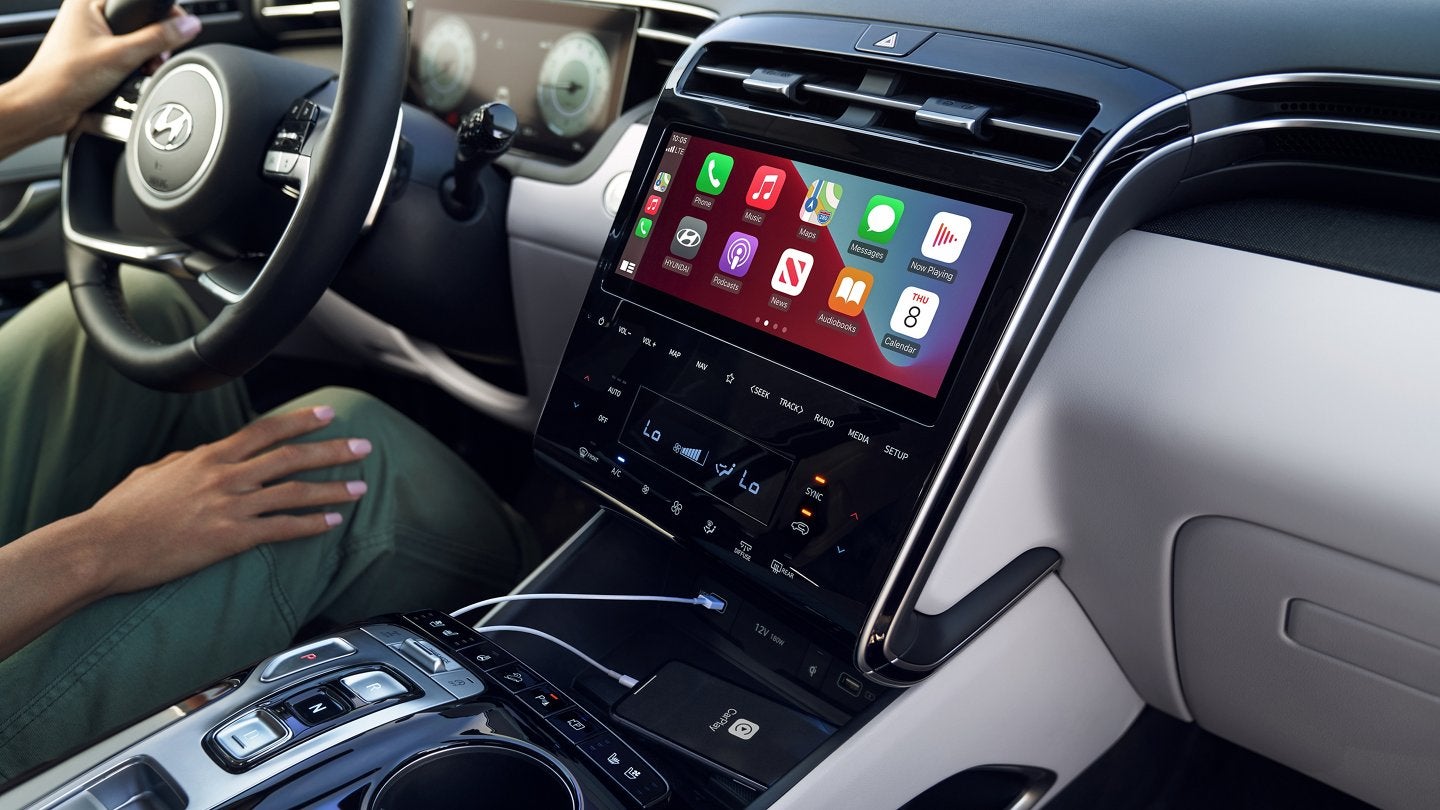 2022 Tucson Interior | Jerry V's Honolulu Hyundai in Honolulu HI