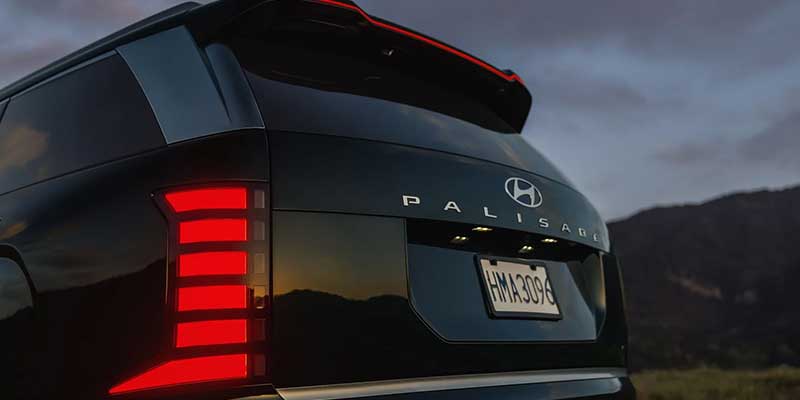 2026 Hyundai Palisade rear design with taillight detail and Hyundai badge